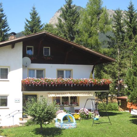 Pension Tannheim Exterior photo